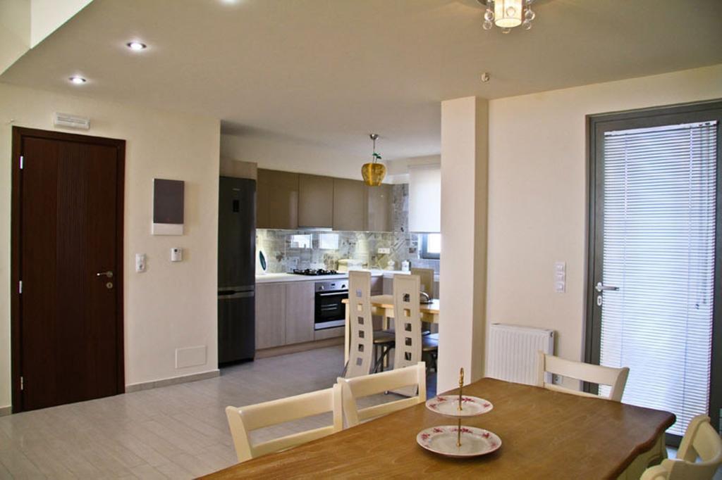 Sea View Beachfront Villa Maria 구베스 객실 사진